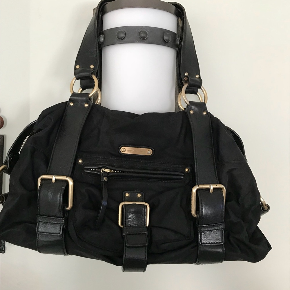 Michael kors shoulder bag black